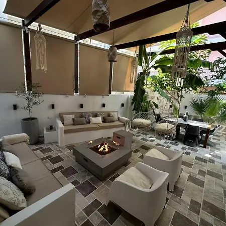 Casa Magnolia פאטרה