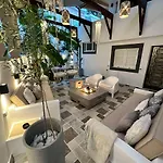 Casa Magnolia